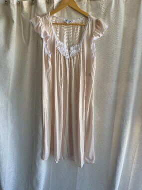Vintage Cream Nylon Lace Trim Puff Sleeve Nightgown Dress Large